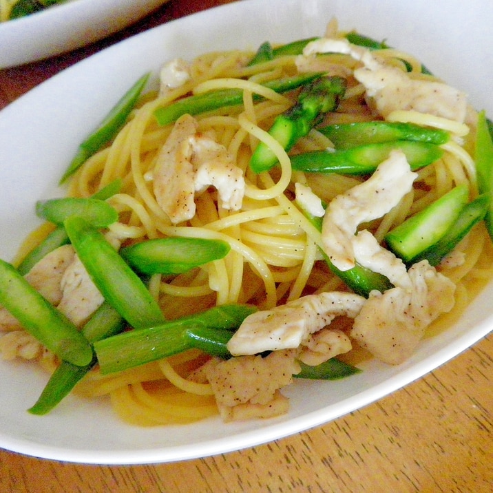 簡単で美味しい！　鶏とアスパラのスパゲティ